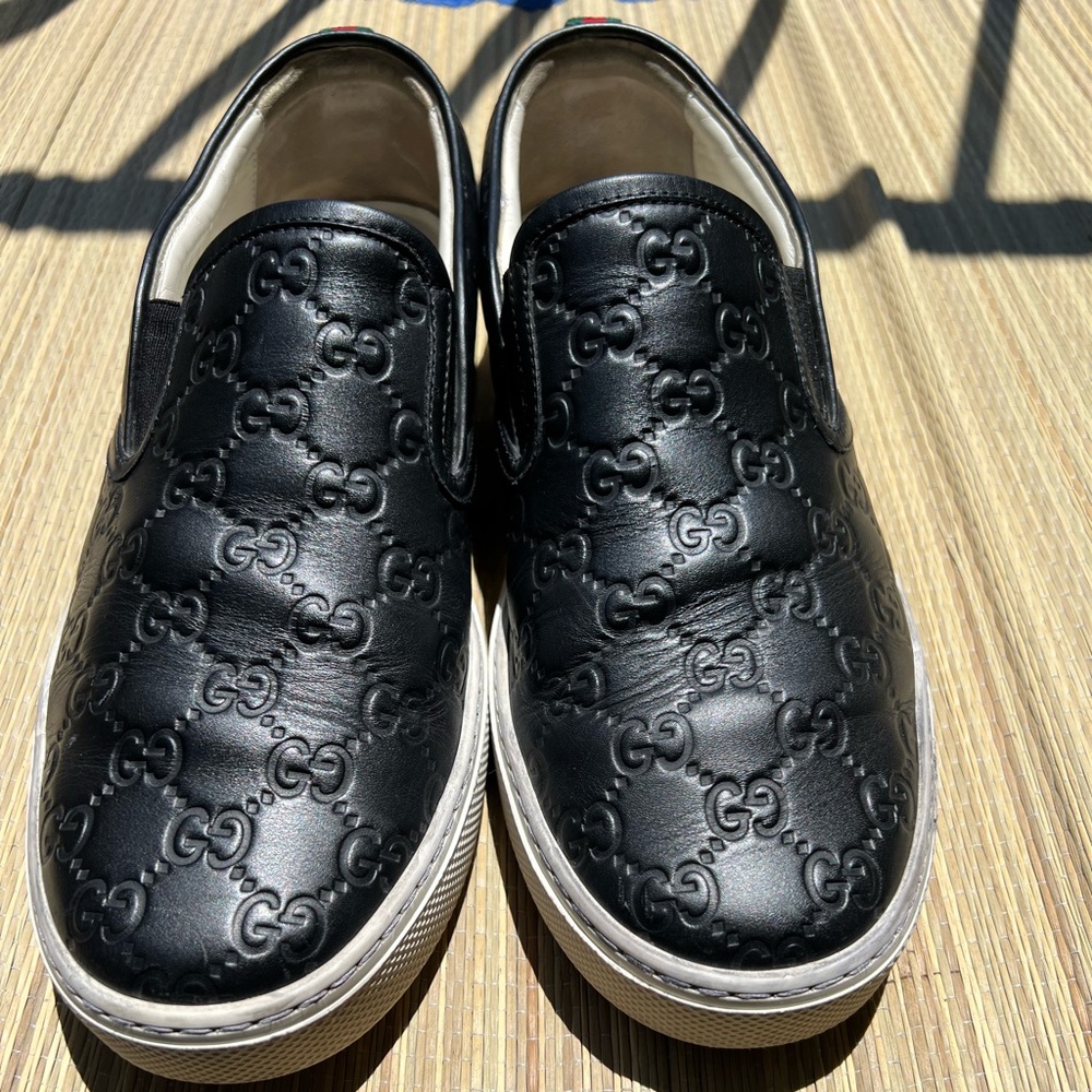 Gucci slip on sneakers Gucci size 9.5